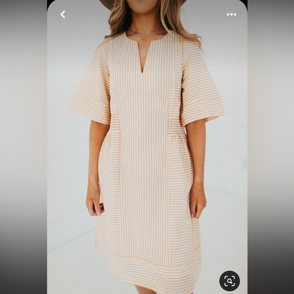 NWT ListIcle yellow striped dress